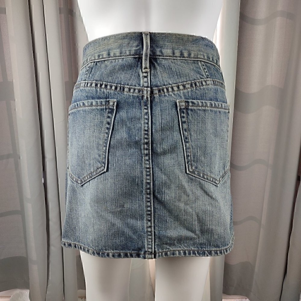 Old Navy Women's Blue Cotton Denim Mini Skirt Size 6 - Picture 4 of 11